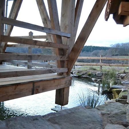 Les Cabanes Des Fontaines Saint-Sernin-du-Bois Esterno foto